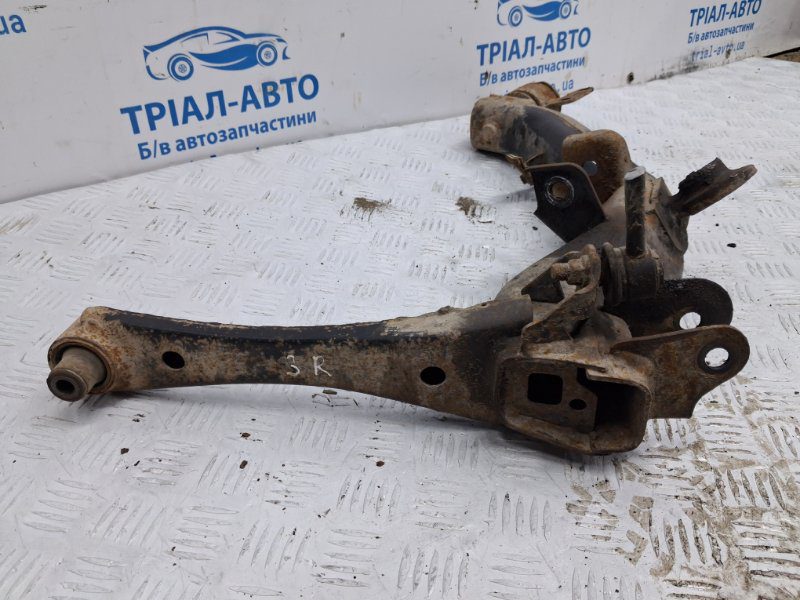 Рычаг задней подвески продольный правый Toyota Avensis 2002-2010 4871005070 (Арт. 71290) Рычаг задней подвески продольный правый Toyota Avensis 2002-2010 4871005070 (Арт. 71290)