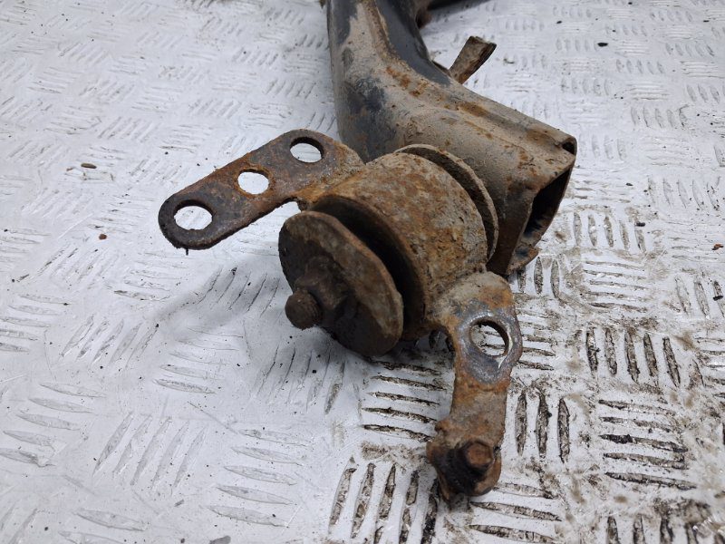 Рычаг задней подвески продольный правый Toyota Avensis 2002-2010 4871005070 (Арт. 71290) Рычаг задней подвески продольный правый Toyota Avensis 2002-2010 4871005070 (Арт. 71290)