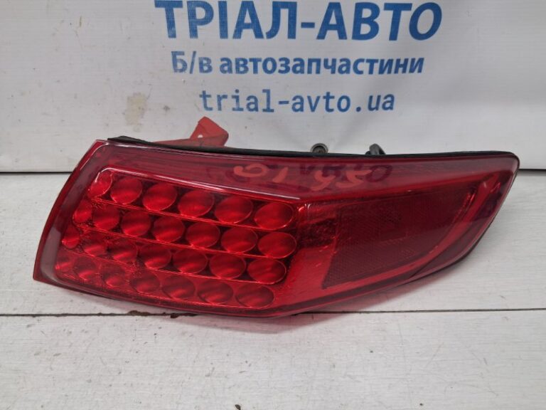 Фонарь задний внешний правый Infiniti FX S50 3.5 БЕНЗИН VQ35DE 2002 (б/у)
