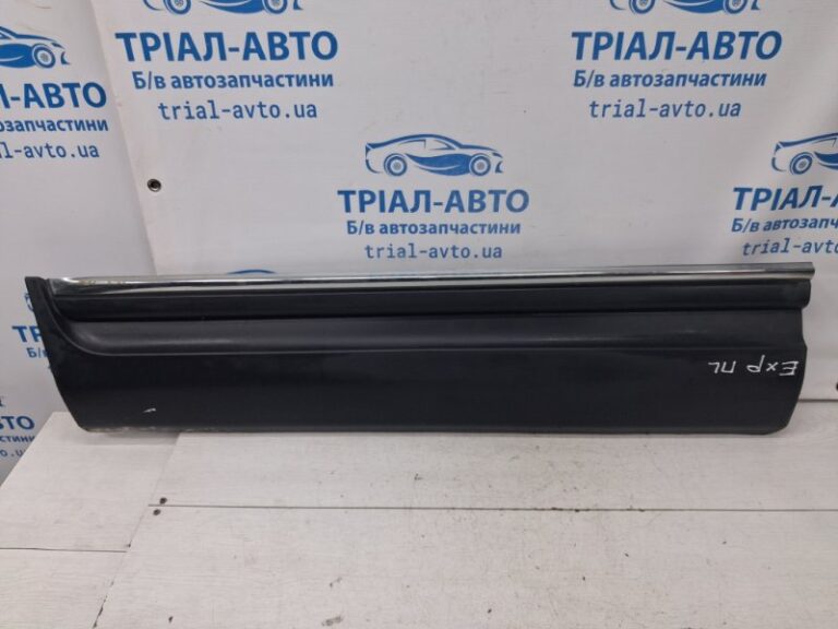 Накладка двери Ford Explorer 2011-2019 BB5Z-7820878-BA (Арт. 71743)