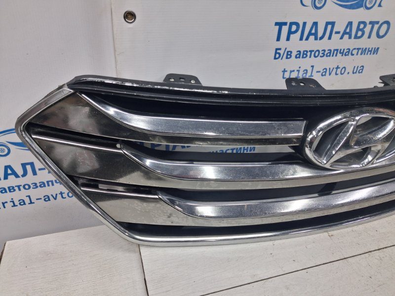 Решетка радиатора Hyundai Santa fe 2012-2019 863502W010 (Арт. 71776) Решетка радиатора Hyundai Santa fe 2012-2019 863502W010 (Арт. 71776)