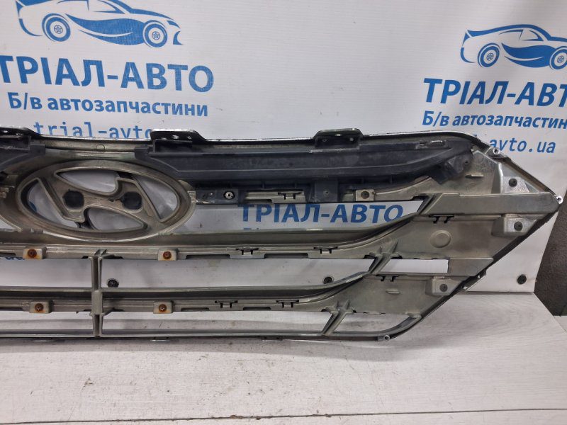 Решетка радиатора Hyundai Santa fe 2012-2019 863502W010 (Арт. 71776) Решетка радиатора Hyundai Santa fe 2012-2019 863502W010 (Арт. 71776)