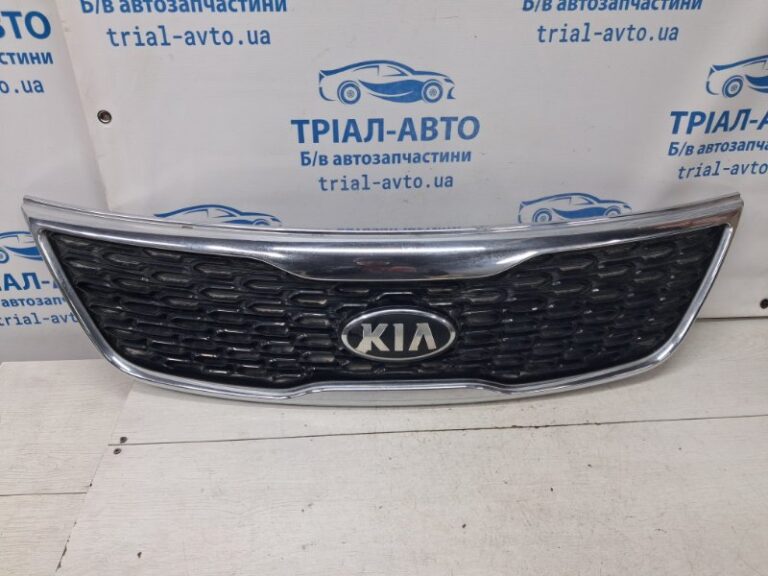 Решетка радиатора Рестайлинг Kia Sorento 2009-2021 863501U500 (Арт. 71788)
