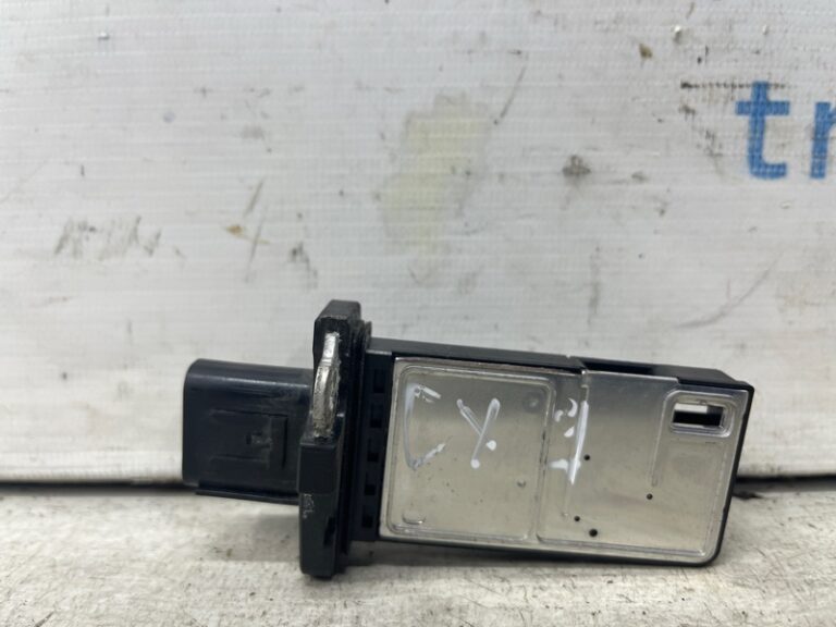 Датчик расхода воздуха Mazda CX 9 2006-2015 CY0113215 (Арт. 72004)