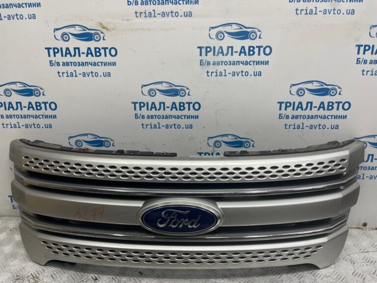 Решетка радиатора Ford Explorer 2011-2019 BB5Z-8200-BA (Арт. 72071)