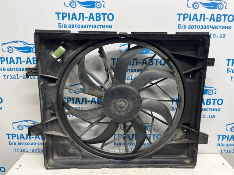 Диффузор с вентилятором радиатора Jeep Grand Cherokee 2010-2022 55037992AD (Арт. 72123)