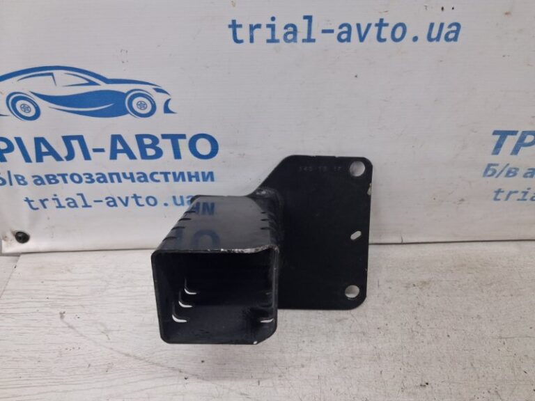 Кронштейн усилителя переднего бампера Jeep Cherokee 2013-2019 88096086AB (Арт. 72240)