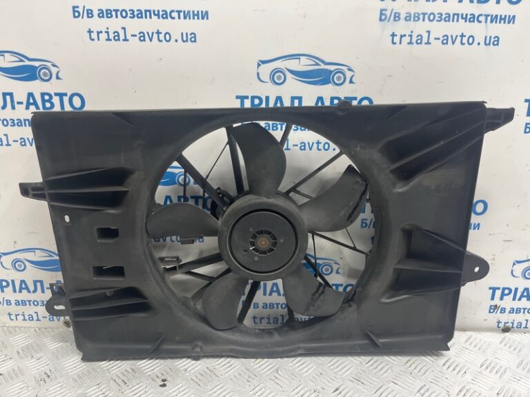 Диффузор с вентилятором радиатора Jeep Cherokee 2013-2019 68197298AB (Арт. 72252)