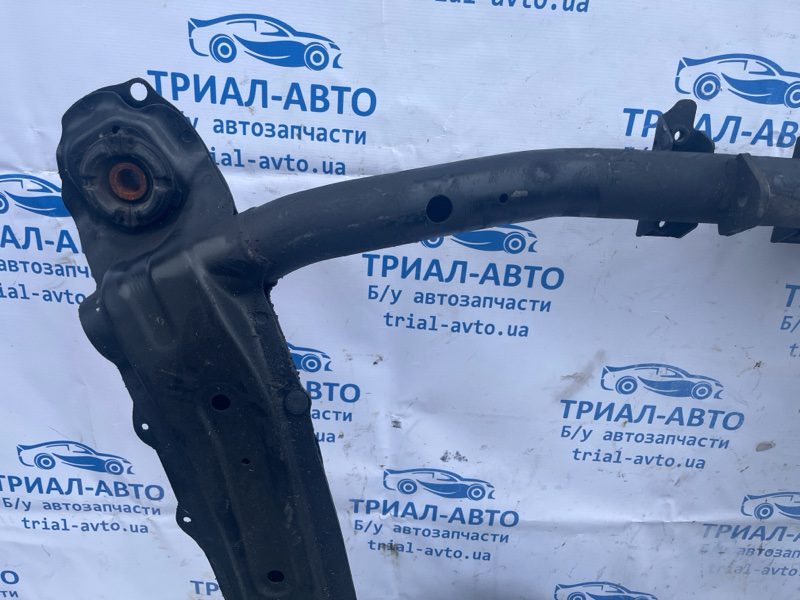 Балка передней подвески (б/у) Балка передней подвески (б/у)