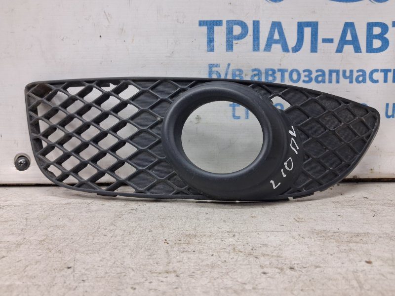 Решетка противотуманки левая Mitsubishi Lancer 2010-2017 8321A089 (Арт. 72409) Решетка противотуманки левая Mitsubishi Lancer 2010-2017 8321A089 (Арт. 72409)