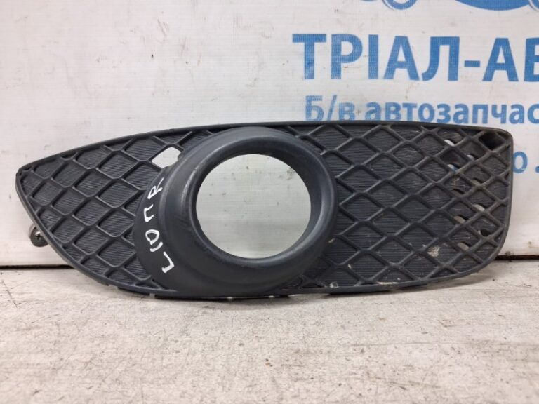 Решетка противотуманки правая Mitsubishi Lancer 2010-2017 8321A090 (Арт. 72410)