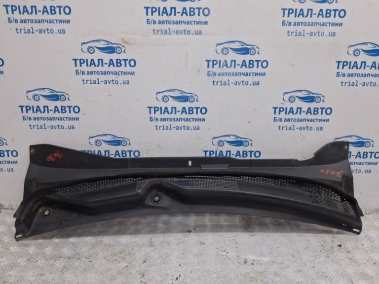 Дефлектор дворников Jeep Compass 2016-2020 5UT09RXFAB (Арт. 72441)