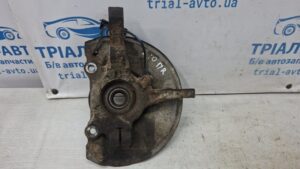 Кулак поворотный правый со ступицей Mitsubishi Lancer 2007-2017 3870A012 (Арт. 72477)