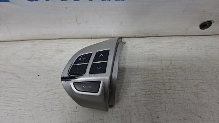 Кнопки руля Mitsubishi Lancer 2007-2017 8701A087 (Арт. 72633)
