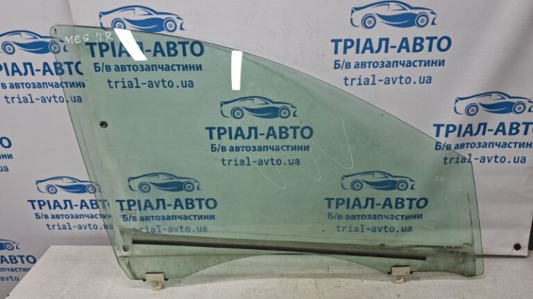 Стекло двери переднее правое Renault Megane 2008-2016 803007357R (Арт. 72683)