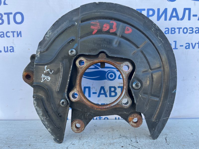 Цапфа задняя правая Jeep Compass 2016-2020 68246619AA (Арт. 72710) Цапфа задняя правая Jeep Compass 2016-2020 68246619AA (Арт. 72710)