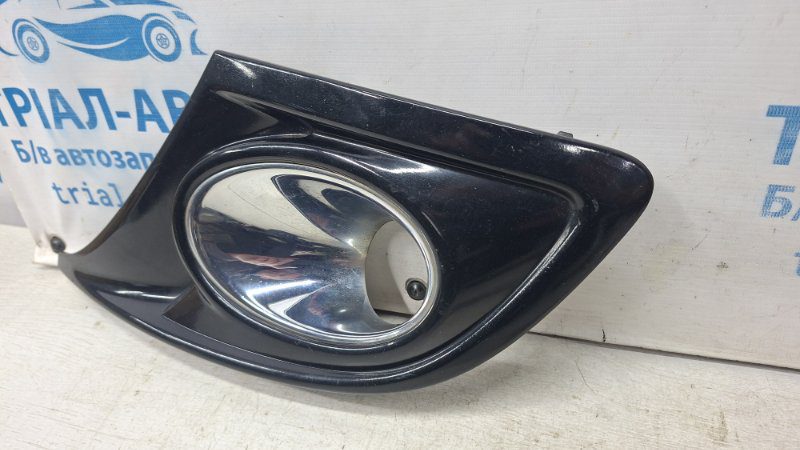 Решетка противотуманки левая Renault Megane 2008-2016 620727820R (Арт. 72735) Решетка противотуманки левая Renault Megane 2008-2016 620727820R (Арт. 72735)