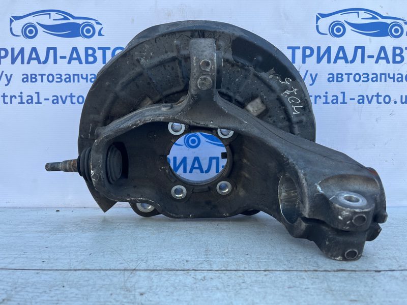 Кулак поворотный левый без ступицы Jeep Cherokee 2013-2019 4877827AE (Арт. 72752) Кулак поворотный левый без ступицы Jeep Cherokee 2013-2019 4877827AE (Арт. 72752)