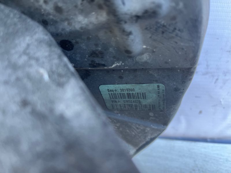 Кулак поворотный левый без ступицы Jeep Cherokee 2013-2019 4877827AE (Арт. 72752) Кулак поворотный левый без ступицы Jeep Cherokee 2013-2019 4877827AE (Арт. 72752)