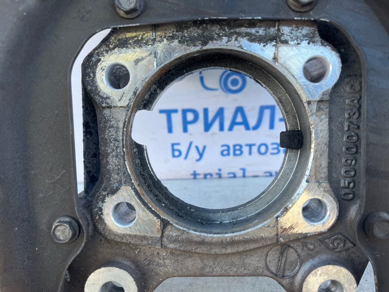 Цапфа задняя левая Jeep Cherokee 2013-2019 5090073AC (Арт. 72753) Цапфа задняя левая Jeep Cherokee 2013-2019 5090073AC (Арт. 72753)