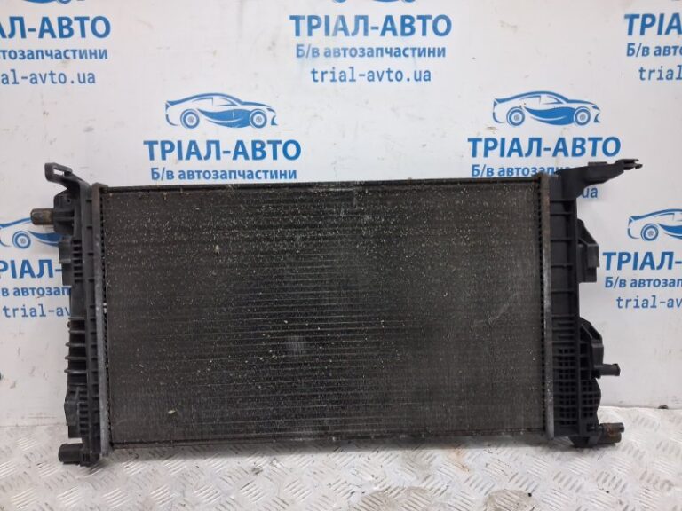 Радиатор основной Renault Megane 2008-2016 214105150R (Арт. 72766)