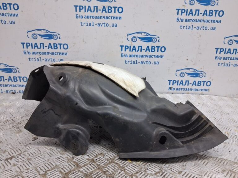 Подкрылок передний правый Renault Megane 2008-2016 638452868R (Арт. 72853)