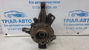 Кулак поворотный правый со ступицей Renault Megane 2008-2016 400140080R (Арт. 72870)