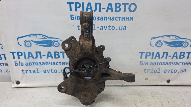 Кулак поворотный правый со ступицей Renault Megane 2008-2016 400140080R (Арт. 72870) Кулак поворотный правый со ступицей Renault Megane 2008-2016 400140080R (Арт. 72870)