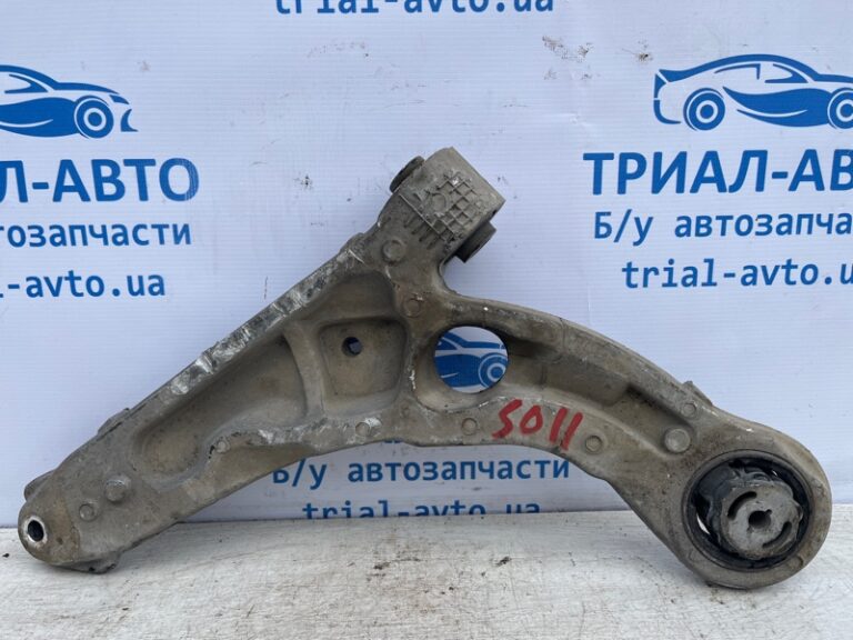 Рычаг передний нижний правый Jeep Cherokee 2013-2019 68210238AF (Арт. 72885)