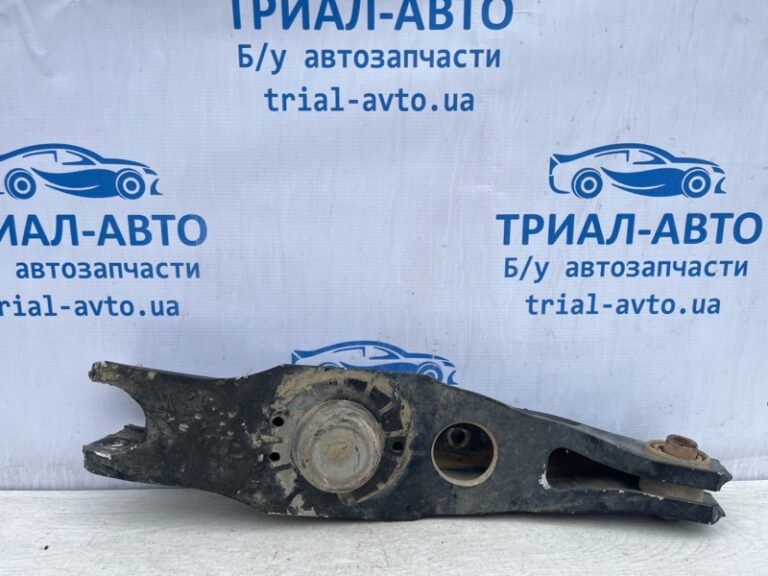 Рычаг задней подвески нижний поперечный (под пружину) Kia Sorento 2009-2021 552104Z000 (Арт. 72925)