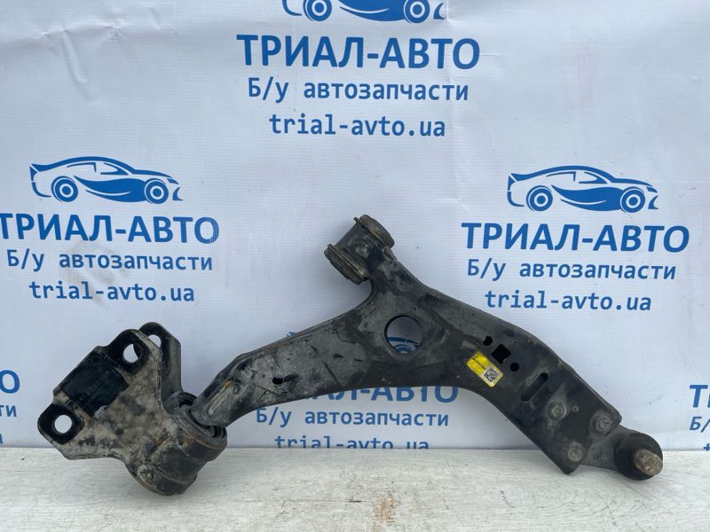 Рычаг передний нижний правый Ford Escape 2012-2019 CV6Z3078C (Арт. 72940) Рычаг передний нижний правый Ford Escape 2012-2019 CV6Z3078C (Арт. 72940)