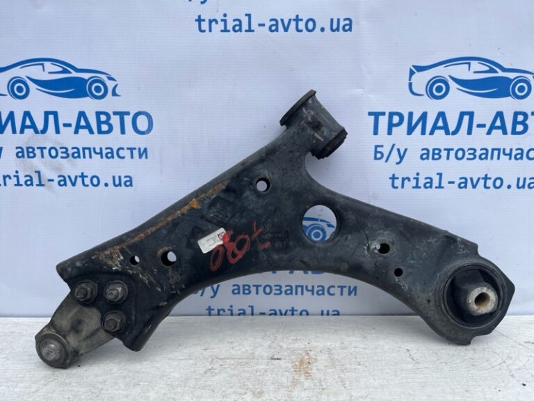 Рычаг передний нижний правый Jeep Compass 2016-2020 68318010AD (Арт. 72943)