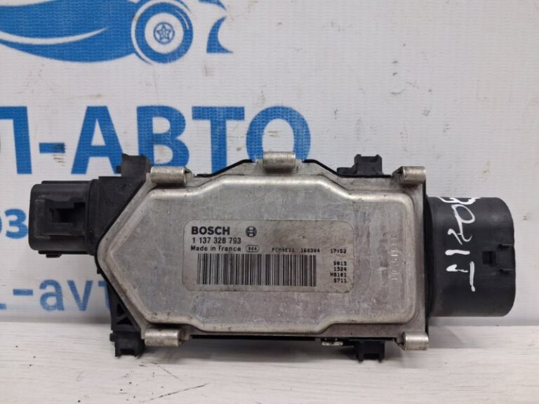Блок управления Jeep Cherokee 2013-2019 1137328793 (Арт. 72976)