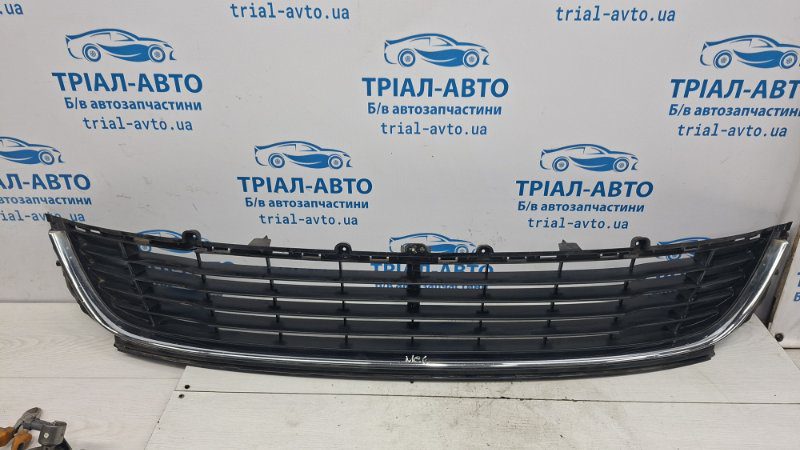 Решетка бампера центральная Renault Megane 2008-2016 622543916R (Арт. 73020) Решетка бампера центральная Renault Megane 2008-2016 622543916R (Арт. 73020)