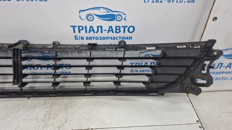 Решетка бампера центральная Renault Megane 2008-2016 622543916R (Арт. 73020) Решетка бампера центральная Renault Megane 2008-2016 622543916R (Арт. 73020)
