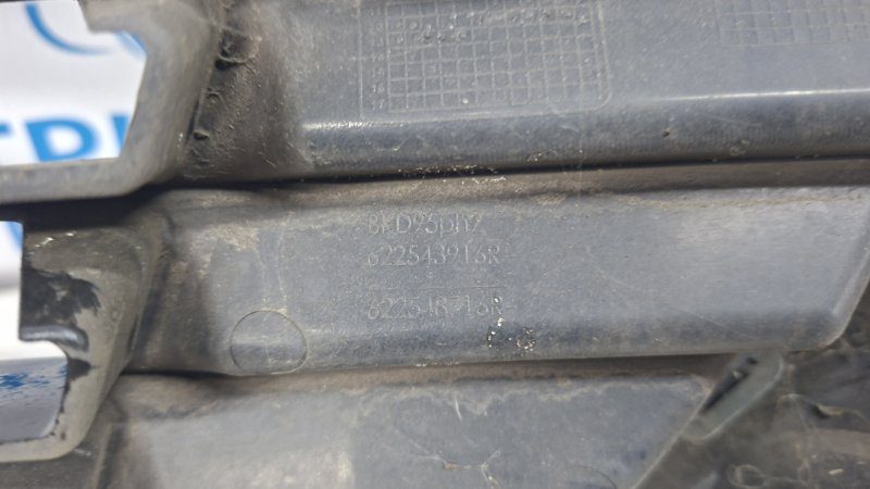 Решетка бампера центральная Renault Megane 2008-2016 622543916R (Арт. 73020) Решетка бампера центральная Renault Megane 2008-2016 622543916R (Арт. 73020)