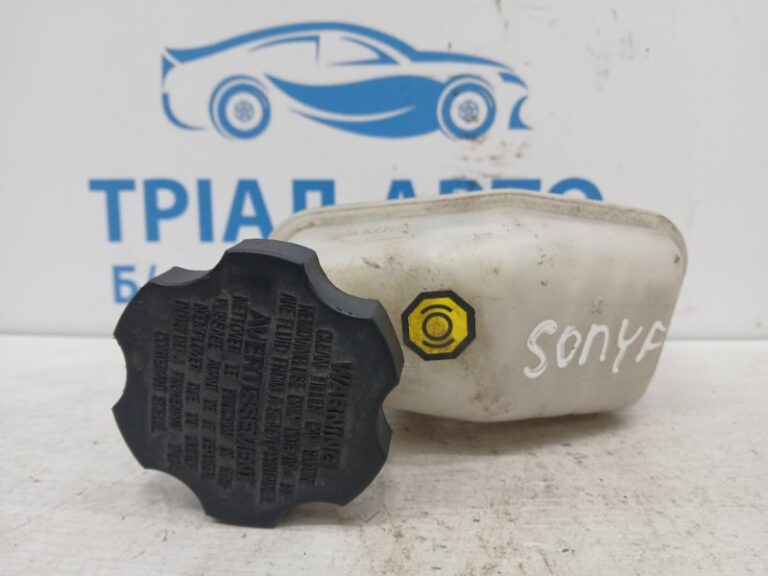 Бачок главного тормозного цилиндра Hyundai Sonata 2010-2016 585113Q400 (Арт. 73023)