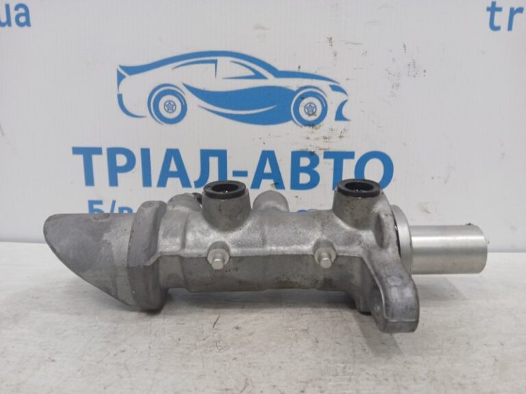 Тормозной цилиндр главный Dodge Journey 2007-2020 68155423AB (Арт. 73046)