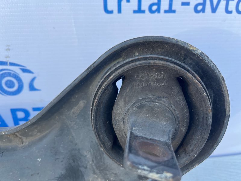 Рычаг задней подвески продольный правый Hyundai Sonata 2010-2016 552803Q000 (Арт. 73130) Рычаг задней подвески продольный правый Hyundai Sonata 2010-2016 552803Q000 (Арт. 73130)