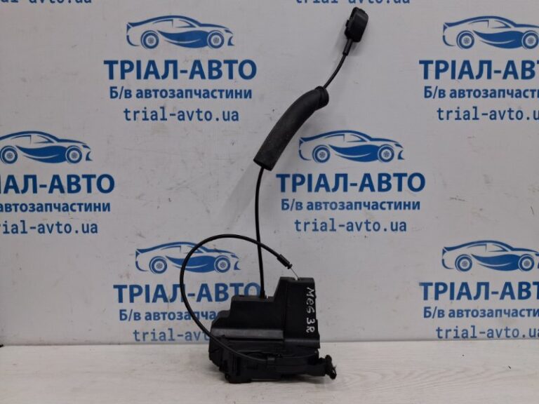 Замок двери задний правый Renault Megane 2008-2016 825020499R (Арт. 73179)