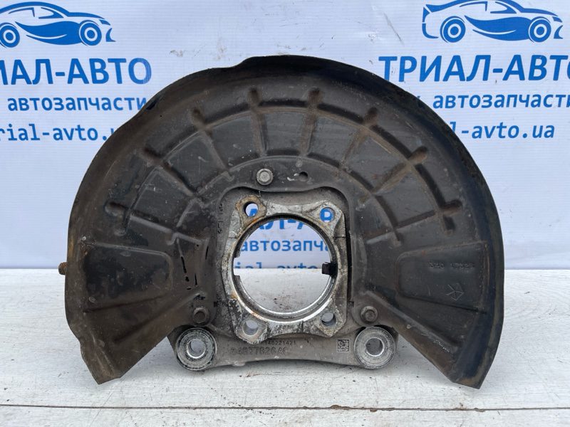 Кулак поворотный правый без ступицы Jeep Cherokee 2013-2019 4877826AC (Арт. 73233) Кулак поворотный правый без ступицы Jeep Cherokee 2013-2019 4877826AC (Арт. 73233)