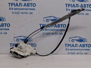 Замок двери передний правый Jeep Cherokee 2013-2019 4589916AD (Арт. 73250)
