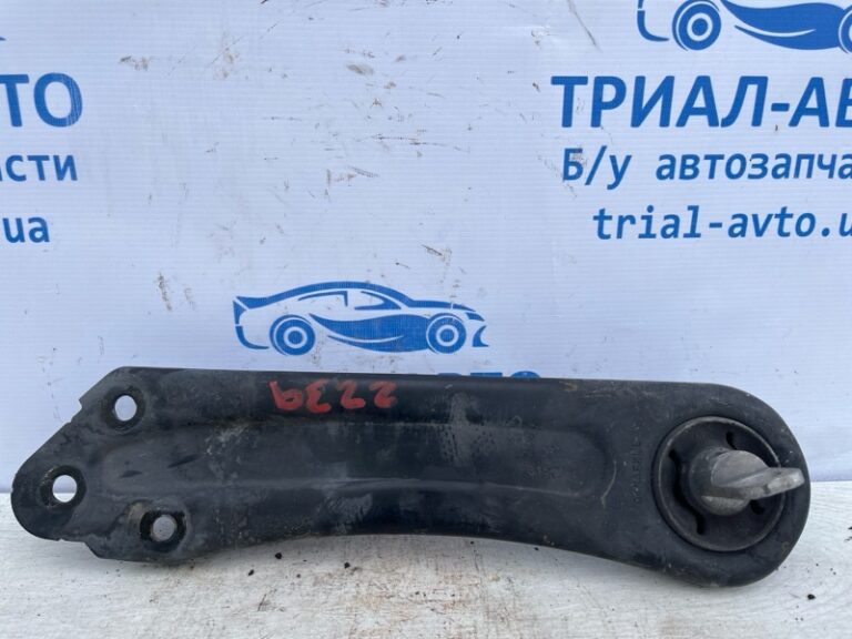 Рычаг задней подвески продольный левый Jeep Cherokee 2013-2019 5090045AF (Арт. 73273)