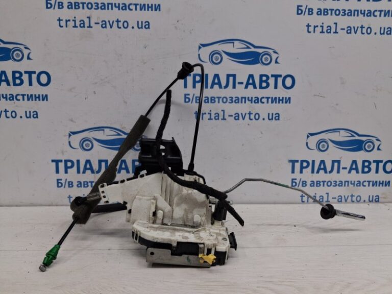 Замок двери передний левый Dodge Journey 2007-2020 4589913AE (Арт. 73290)