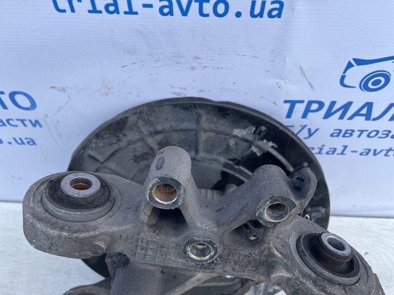 Цапфа задняя правая Jeep Cherokee 2013-2019 5090072AB (Арт. 73291) Цапфа задняя правая Jeep Cherokee 2013-2019 5090072AB (Арт. 73291)