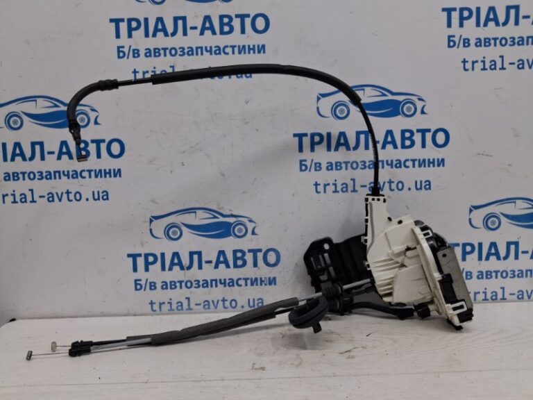 Замок двери задний правый Jeep Cherokee 2013-2019 4589914AE (Арт. 73307)