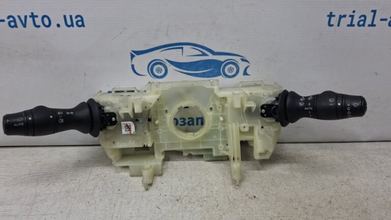 Переключатель подрулевой Renault Megane 2008-2016  (Арт. 73440)