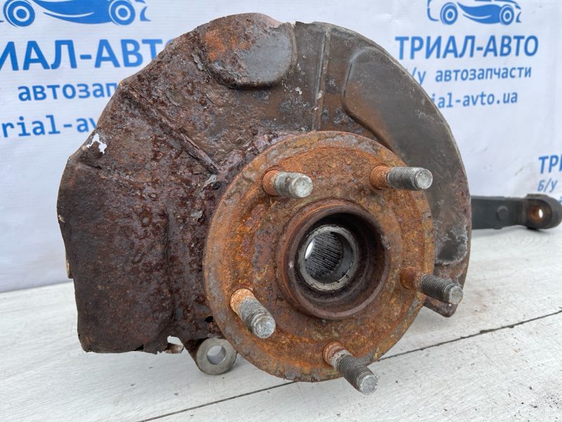 Кулак поворотный левый со ступицей Jeep Grand Cherokee 2010-2022 (Арт. 73539) Кулак поворотный левый со ступицей Jeep Grand Cherokee 2010-2022 (Арт. 73539)
