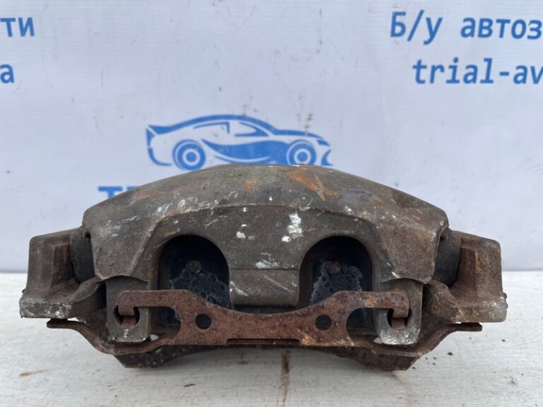 Суппорт передний левый Jeep Grand Cherokee 2010-2022  (Арт. 73541)