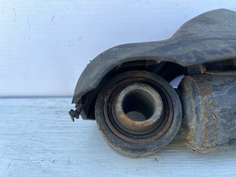 Амортизатор задний Hyundai Santa fe 2012-2019 553104Z100 (Арт. 73600) Амортизатор задний Hyundai Santa fe 2012-2019 553104Z100 (Арт. 73600)